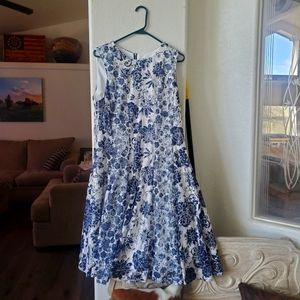 Sleeveless dress. Navy and white floral design.  Size 16